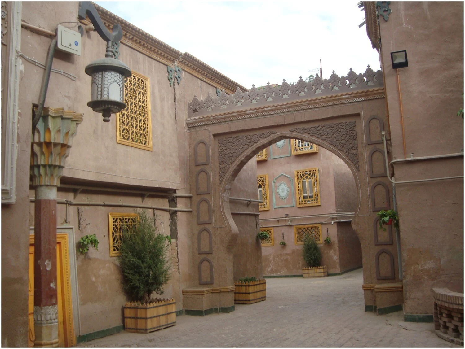 Kashgar + Pamir Plateau 8 Days